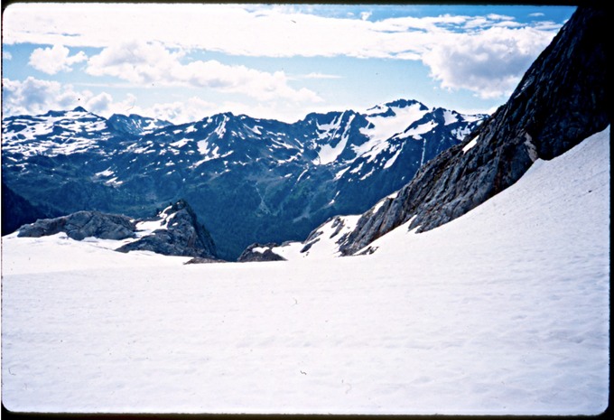OlyTravT2n7703