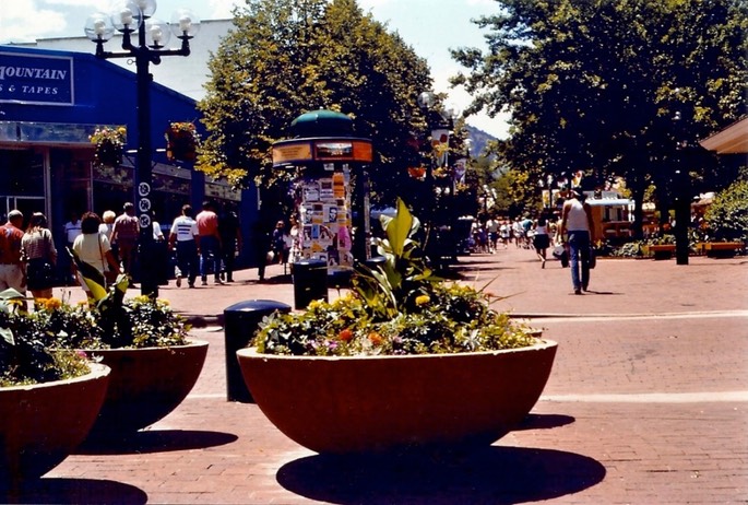 qcuINAXsQ16dJHnDYHq8eg_thumb_5d40