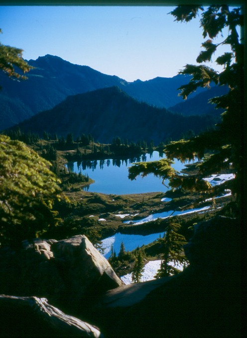 SevenLksBsb_Dj-1