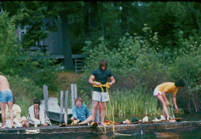 waterskiingId01