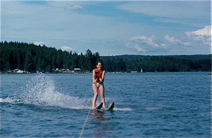 waterskiingIIc